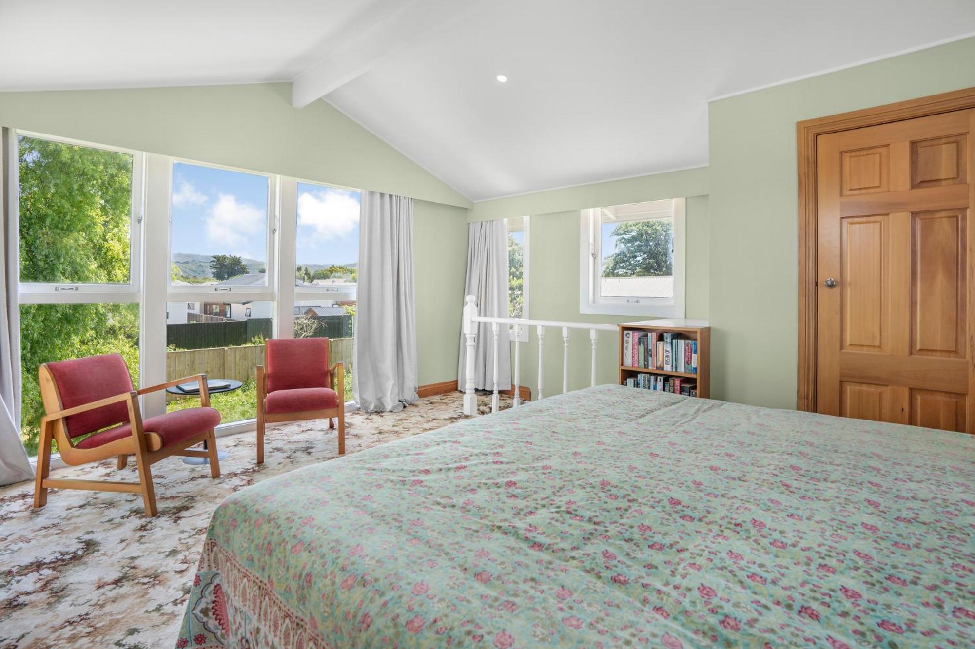 Farley Avenue Turret & Lounge Apartment Greytown Exterior photo